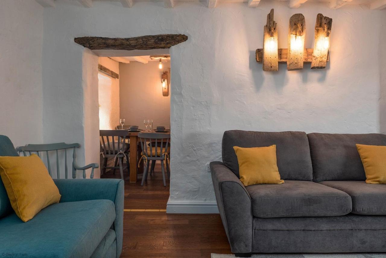 Farmhouse & Cottage At Geufron Farm - Dog Friendly Bryn-crug ภายนอก รูปภาพ